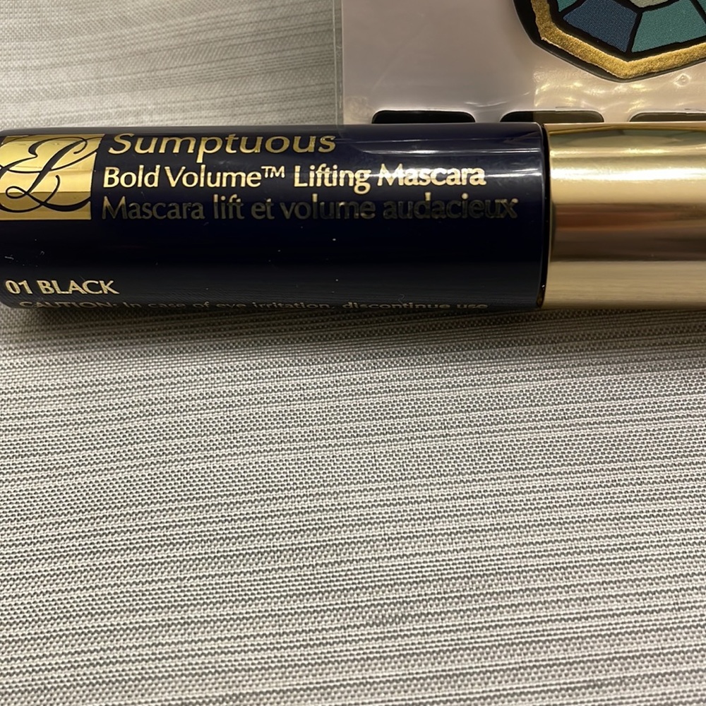 ESTEE LAUDER the winner tool NEW Exclusive edition! Gloss lipstick and mascara. - Picture 3 of 10